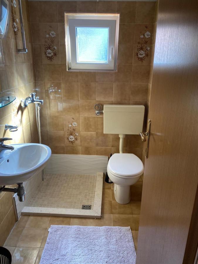 Apartmani Niks Makarska Kültér fotó