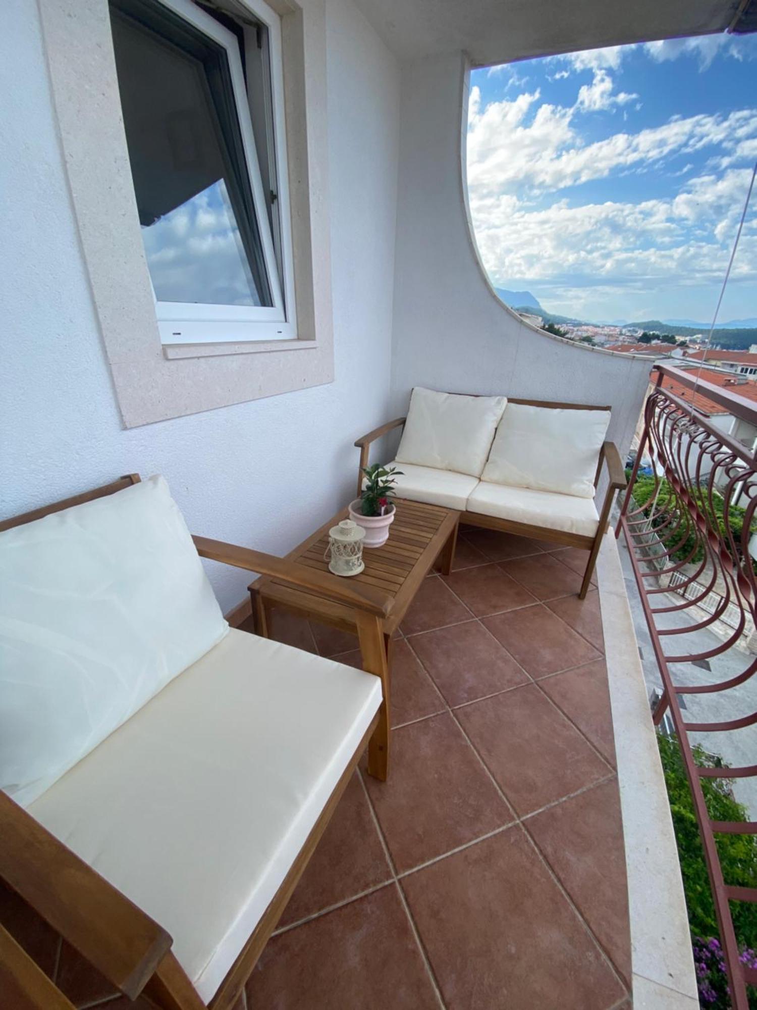 Apartmani Niks Makarska Kültér fotó